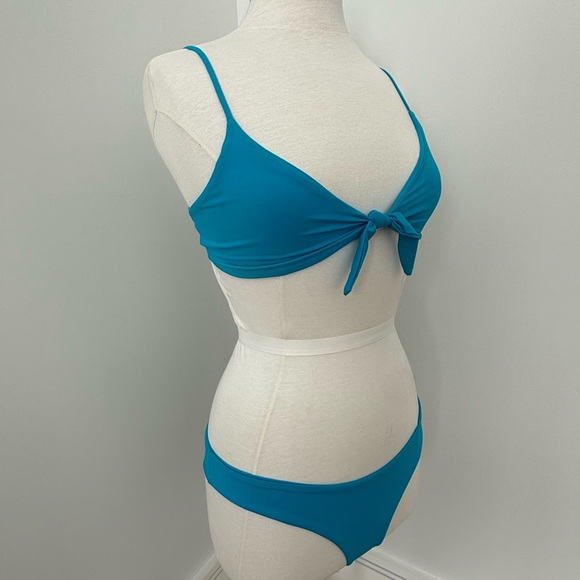 L*SPACE Bikini- 2Pc Flashback Top + Sandy Bottom - Picture 5 of 10